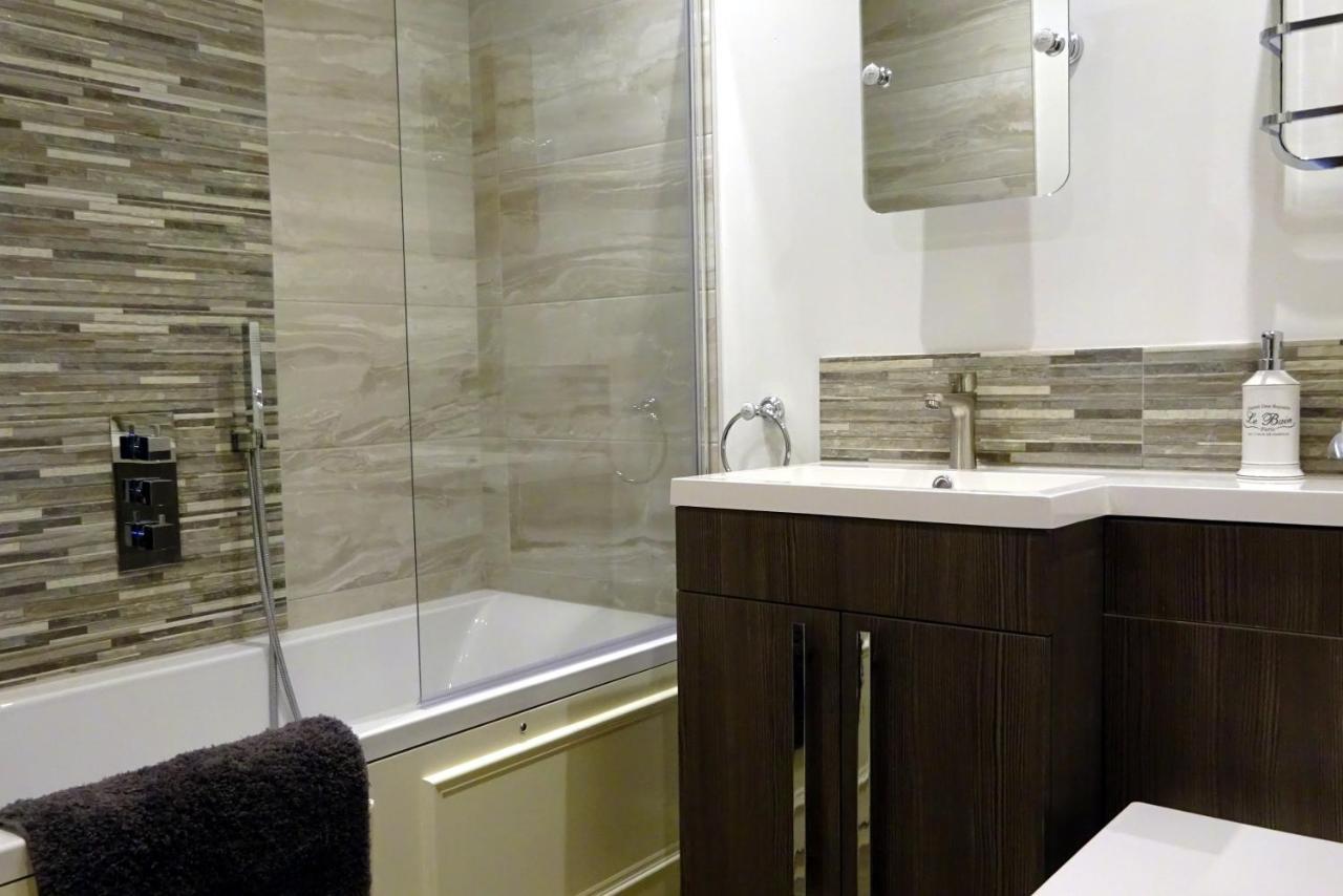 Derwent View Holiday Apartments Матлок Екстериор снимка