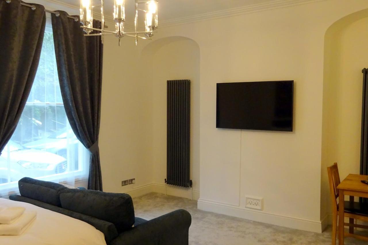 Derwent View Holiday Apartments Матлок Екстериор снимка