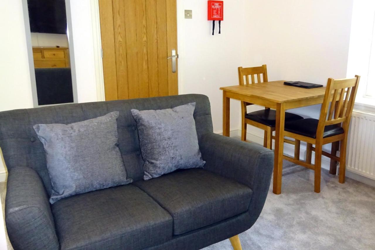 Derwent View Holiday Apartments Матлок Екстериор снимка